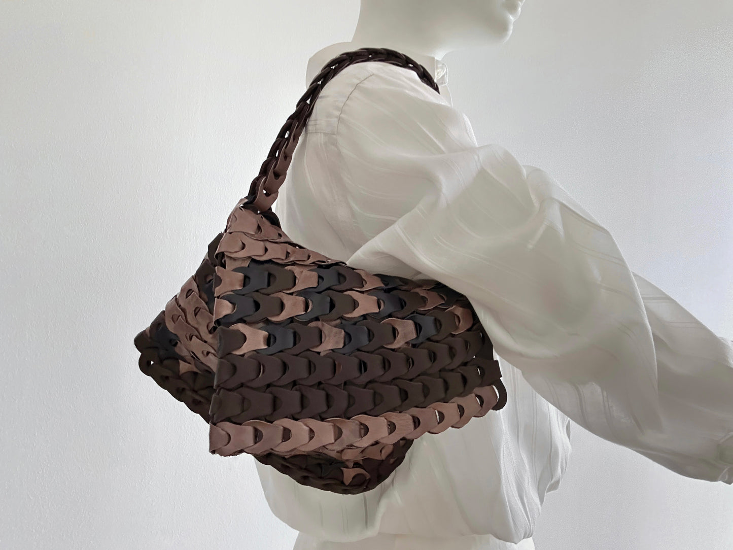 Teresa Infinite Braiden Brown Line Bag